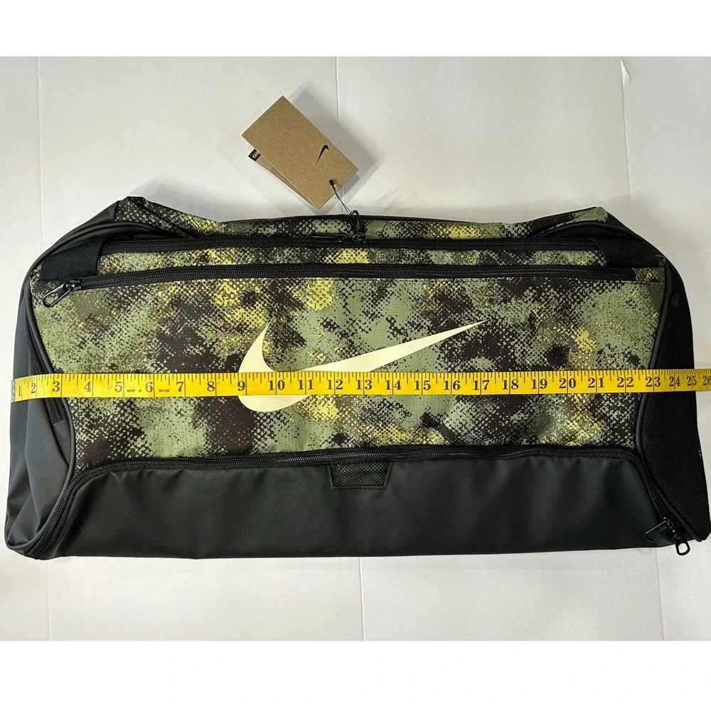 Nike Brasilia 9.5 Training Duffel Bag Medium Green Black Digital Camo FZ2585-386